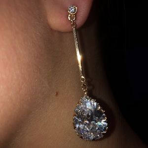 Elegant Drop Earrings 🌟